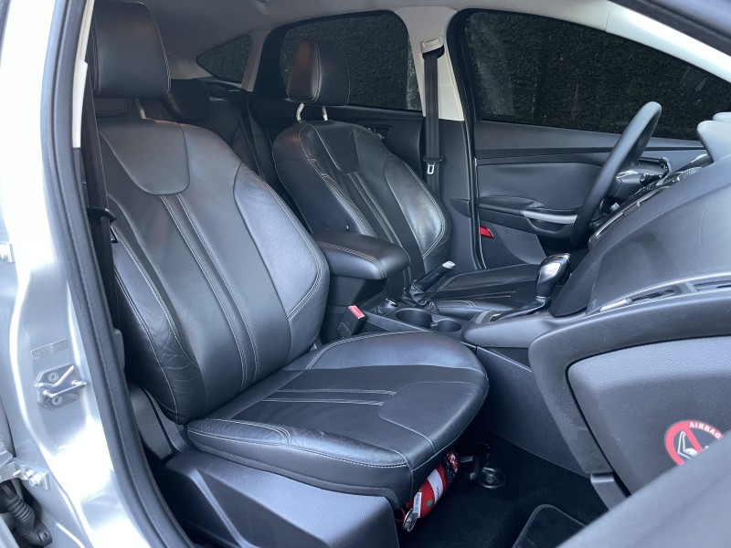 FOCUS 2.0 SE HATCH 16V FLEX 4P AUTO - 2014 - CAXIAS DO SUL