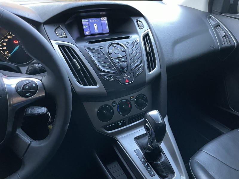 FOCUS 2.0 SE HATCH 16V FLEX 4P AUTO - 2014 - CAXIAS DO SUL