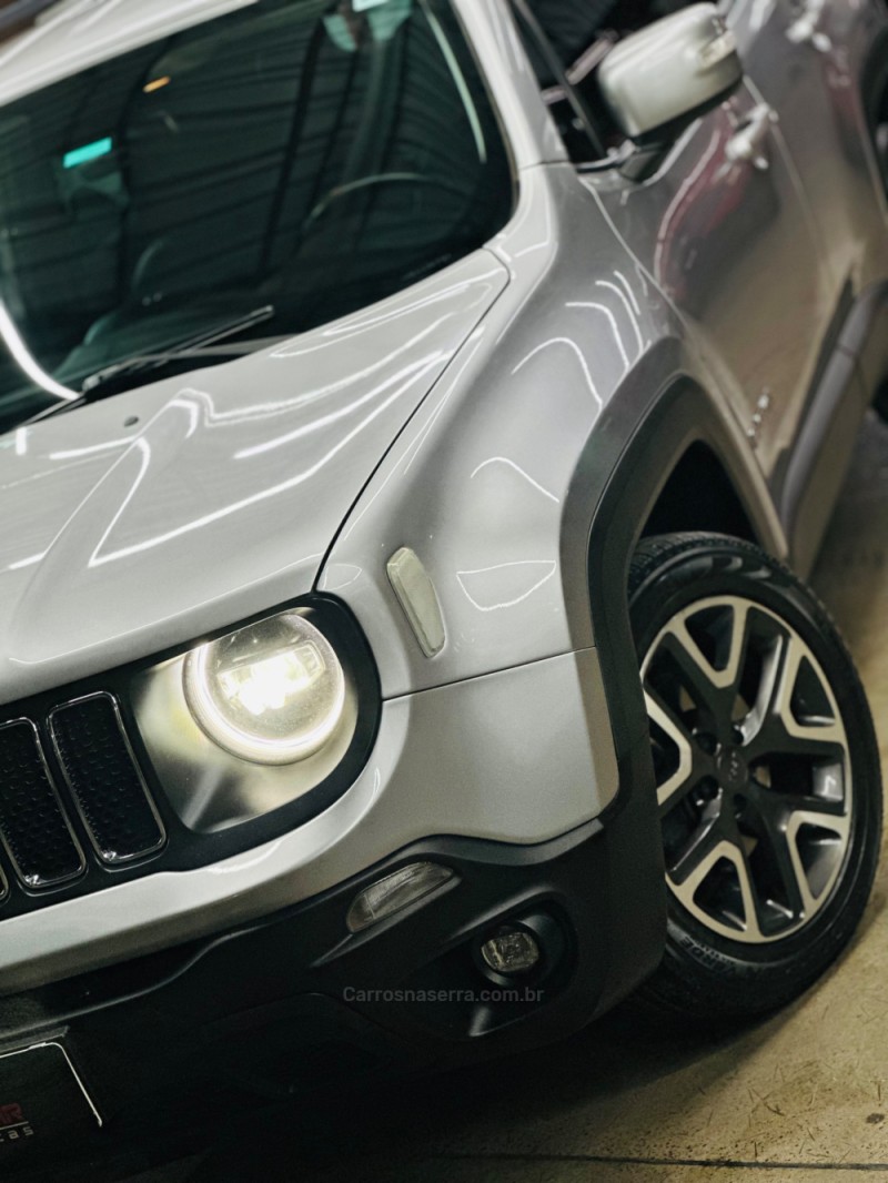 RENEGADE 1.8 16V FLEX LONGITUDE 4P AUTOMÁTICO - 2021 - CANELA