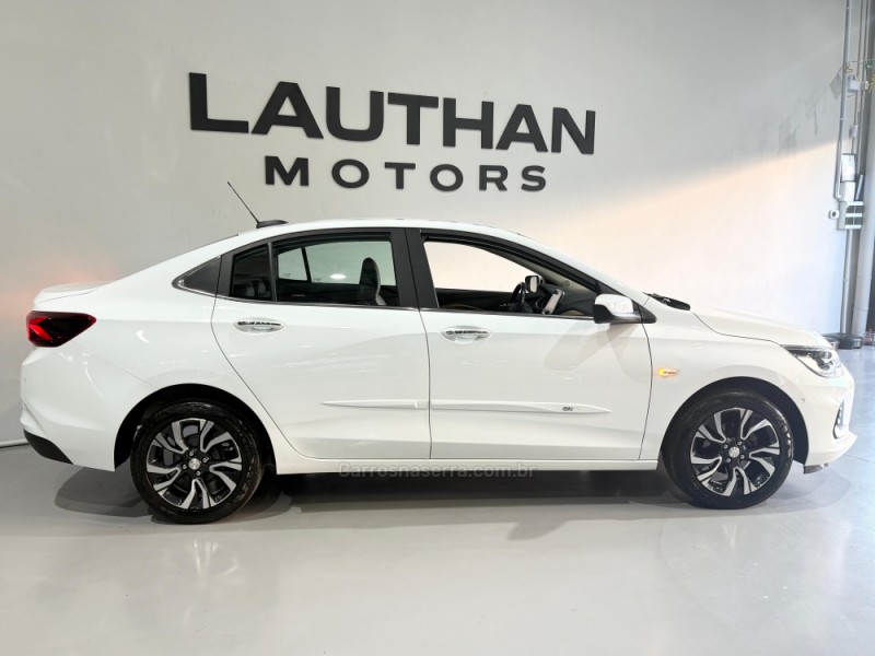 ONIX 1.0	PREMIER PLUS 12V TURBO FLEX 4P AUTOMÁTICO - 2023 - NOVO HAMBURGO
