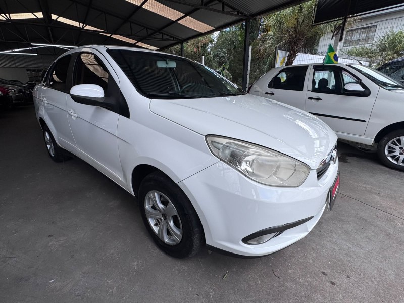GRAND SIENA 1.4 MPI ATTRACTIVE 8V FLEX 4P MANUAL - 2013 - CAXIAS DO SUL