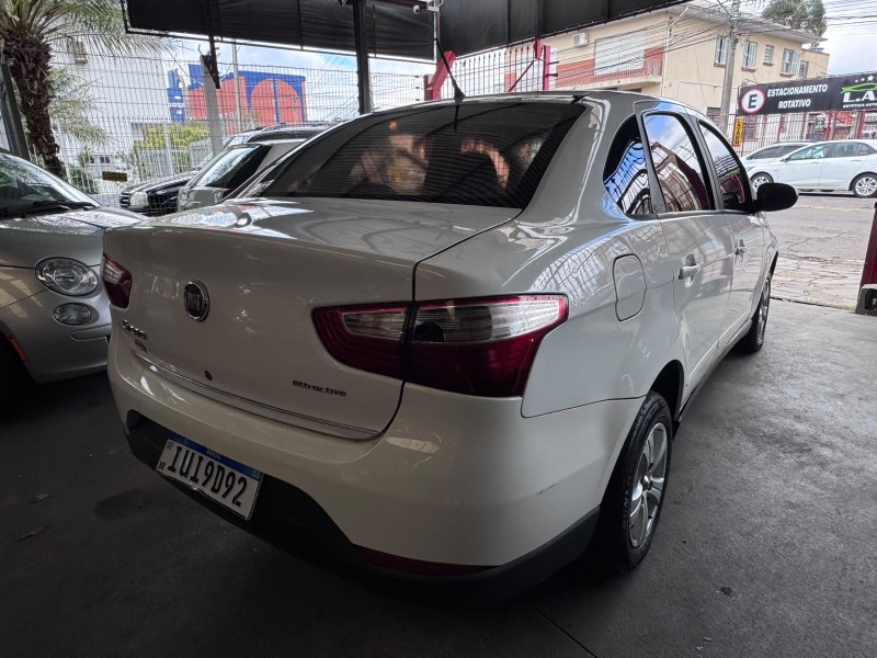 GRAND SIENA 1.4 MPI ATTRACTIVE 8V FLEX 4P MANUAL - 2013 - CAXIAS DO SUL
