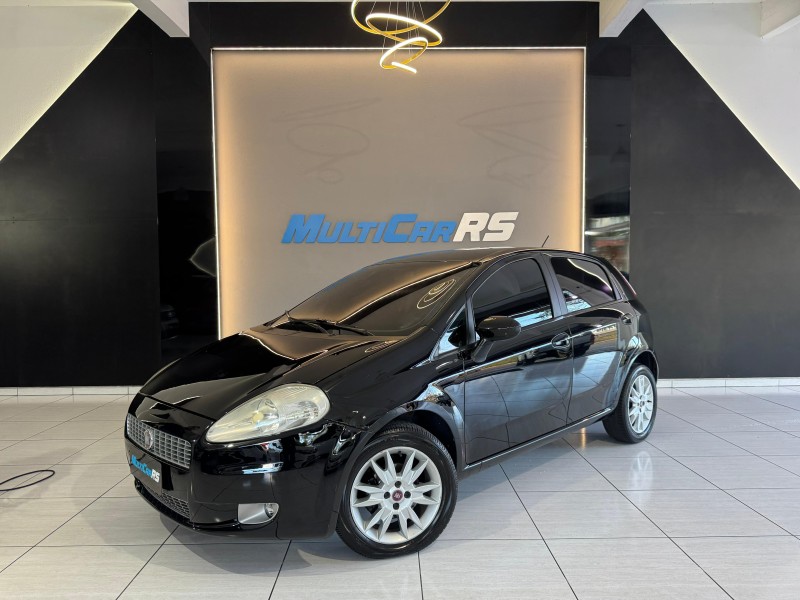 PUNTO 1.6 ESSENCE 16V FLEX 4P MANUAL - 2011 - ESTâNCIA VELHA