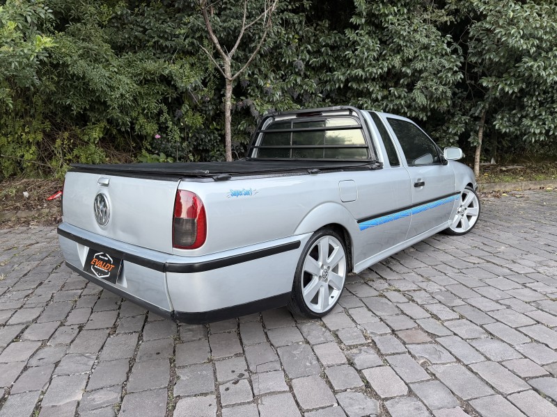 SAVEIRO 1.8 MI FUN CS 8V GASOLINA 2P MANUAL G.III - 2001 - CAXIAS DO SUL