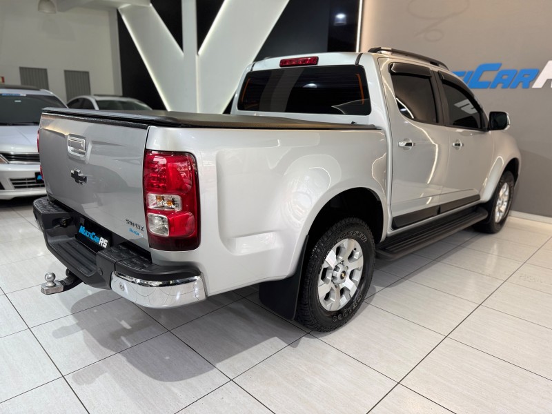 S10 2.4 LTZ 4X2 CD 8V FLEX 4P MANUAL - 2014 - ESTâNCIA VELHA