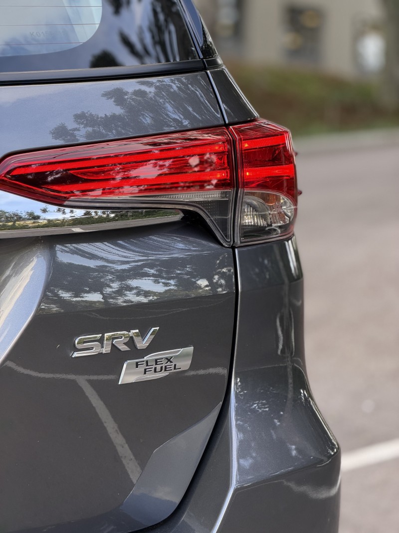 HILUX SW4 2.7 SRV 4X2 16V FLEX 7 LUGARES 4P AUTOMÁTICO - 2019 - ANTôNIO PRADO