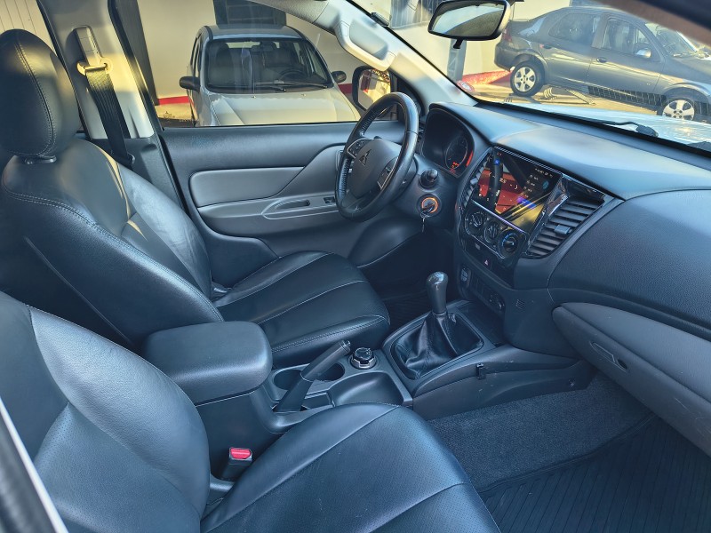 L200 2.5 GL 4X4 CD 8V TURBO DIESEL 4P MANUAL - 2022 - CAXIAS DO SUL