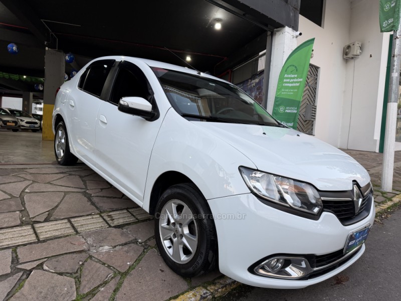 LOGAN 1.6 DYNAMIQUE 8V FLEX 4P MANUAL - 2015 - BENTO GONçALVES