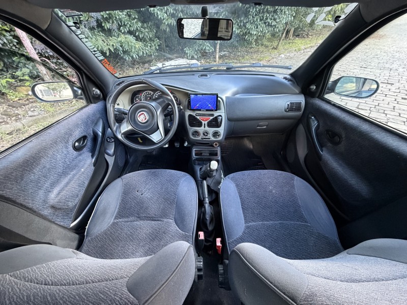 PALIO 1.6 MPI STILE WEEKEND 16V GASOLINA 4P MANUAL - 2001 - CAXIAS DO SUL