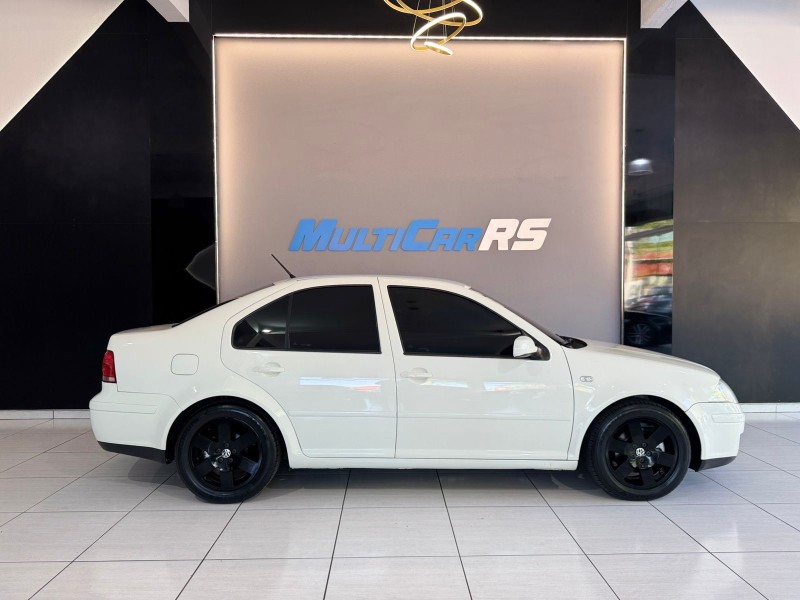 BORA 2.0 MI 8V FLEX 4P AUTOMÁTICO - 2008 - ESTâNCIA VELHA