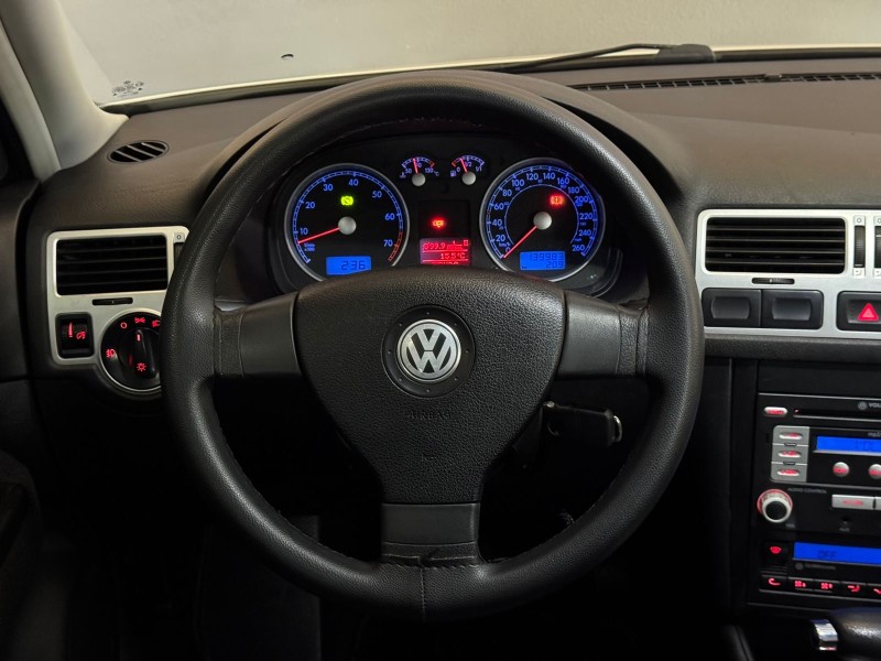 BORA 2.0 MI 8V FLEX 4P AUTOMÁTICO - 2008 - ESTâNCIA VELHA