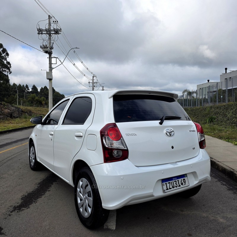 ETIOS 1.3 X 16V FLEX 4P MANUAL - 2020 - CAXIAS DO SUL