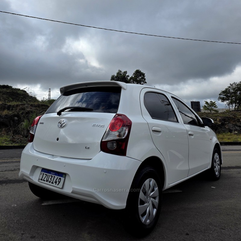 ETIOS 1.3 X 16V FLEX 4P MANUAL - 2020 - CAXIAS DO SUL