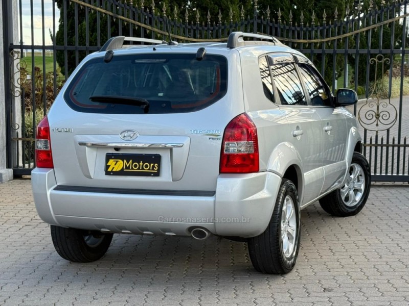 TUCSON 2.0 MPFI GLS 16V 143CV 2WD FLEX 4P AUTOMÁTICO - 2017 - CAXIAS DO SUL