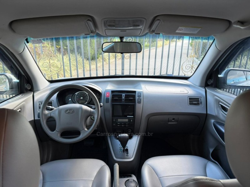 TUCSON 2.0 MPFI GLS 16V 143CV 2WD FLEX 4P AUTOMÁTICO - 2017 - CAXIAS DO SUL