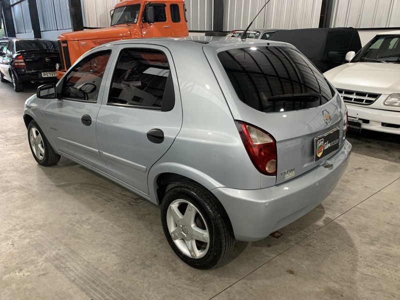 CELTA 1.0 MPFI SPIRIT 8V FLEX 4P MANUAL - 2011 - CAXIAS DO SUL