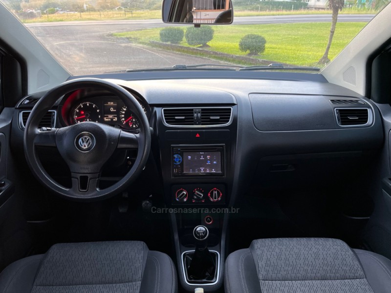 SPACEFOX 1.6 MI TREND 8V FLEX 4P MANUAL - 2013 - BOM PRINCíPIO