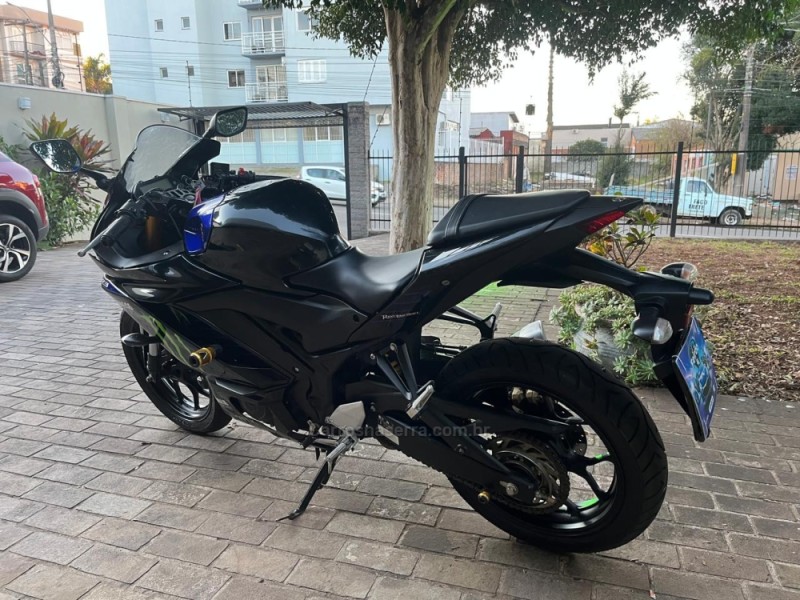 YZF R3 ABS - 2022 - PASSO FUNDO
