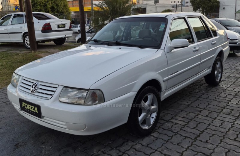 santana 1.8 mi 8v alcool 4p manual 2003 caxias do sul