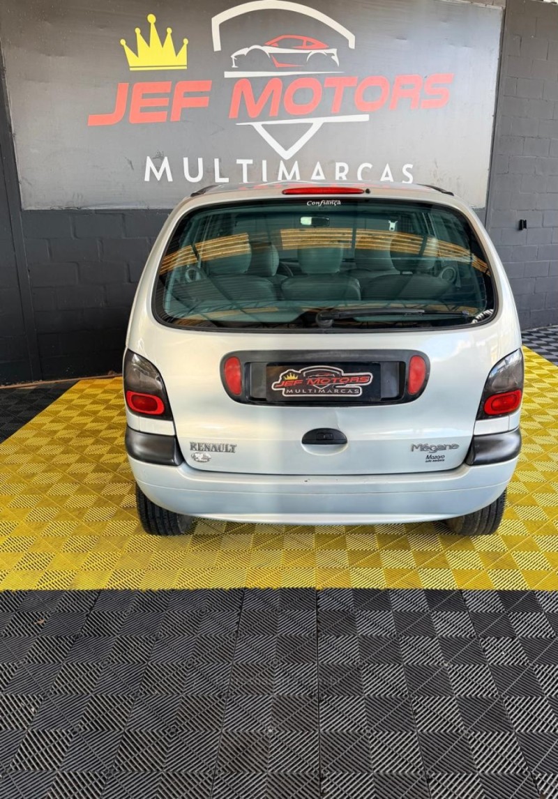 SCÉNIC 2.0 RXE 8V GASOLINA 4P MANUAL - 2000 - CAXIAS DO SUL