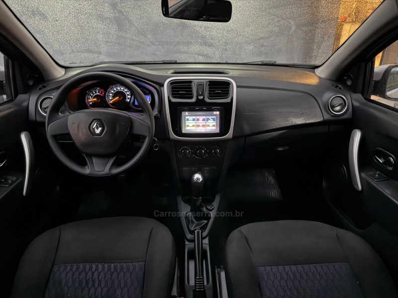 SANDERO 1.6 EXPRESSION 8V FLEX 4P MANUAL - 2017 - NOVO HAMBURGO
