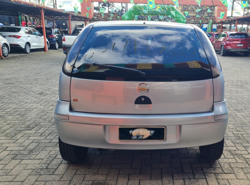CORSA 1.0 MPFI MAXX 8V FLEX 4P MANUAL - 2012 - CANELA