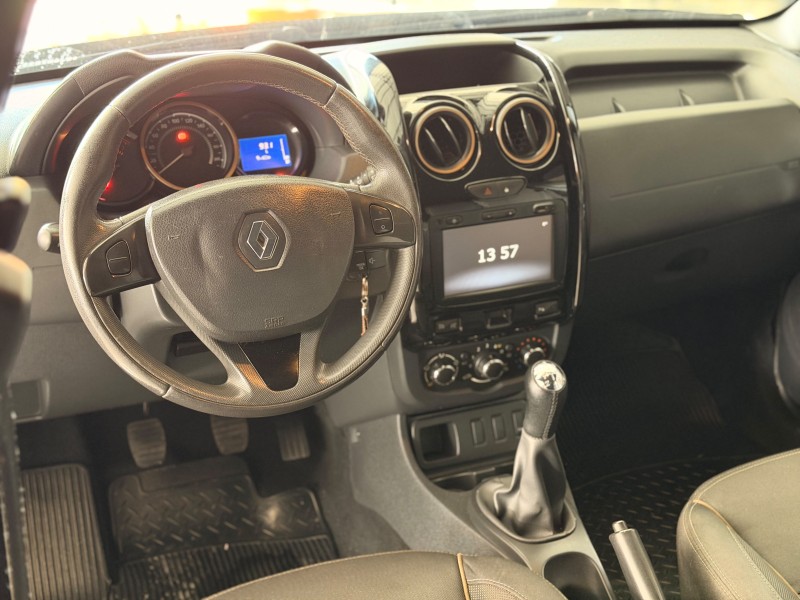 DUSTER 1.6 DAKAR 4X2 16V FLEX 4P MANUAL - 2016 - CANELA
