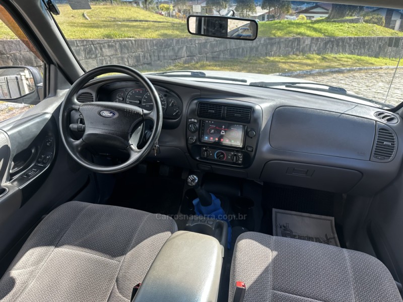 RANGER 2.8 XLT 4X4 CD 8V TURBO INTERCOOLER DIESEL 4P MANUAL - 2002 - SãO MARCOS