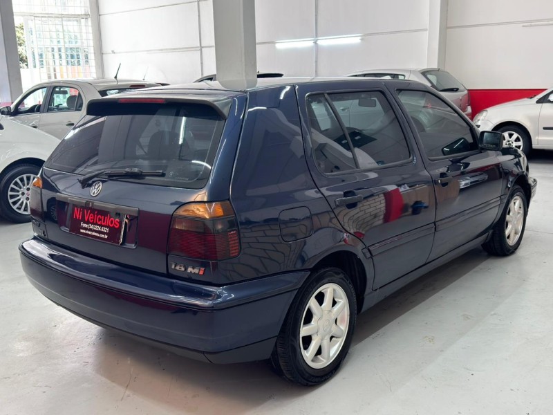 GOLF 1.8 MI GL 8V GASOLINA 4P MANUAL - 1998 - CAXIAS DO SUL