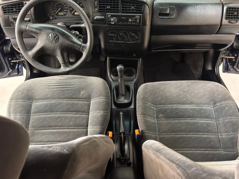 GOLF 1.8 MI GL 8V GASOLINA 4P MANUAL - 1998 - CAXIAS DO SUL