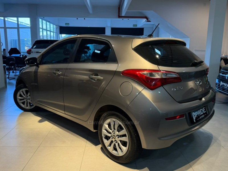 HB20 1.0 COMFORT PLUS 12V FLEX 4P MANUAL - 2017 - CAXIAS DO SUL