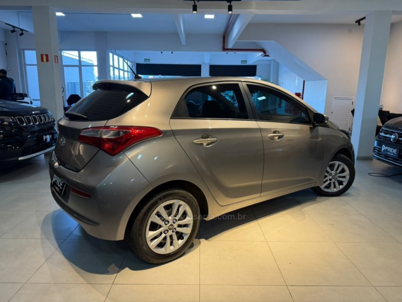 HB20 1.0 COMFORT PLUS 12V FLEX 4P MANUAL - 2017 - CAXIAS DO SUL