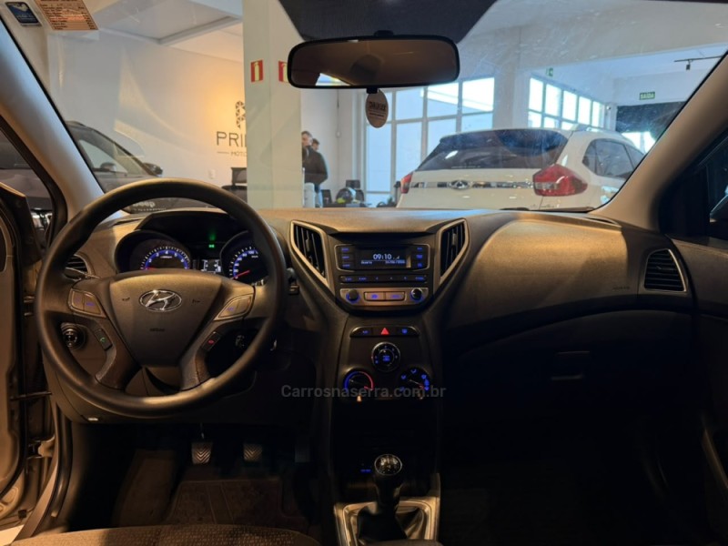HB20 1.0 COMFORT PLUS 12V FLEX 4P MANUAL - 2017 - CAXIAS DO SUL