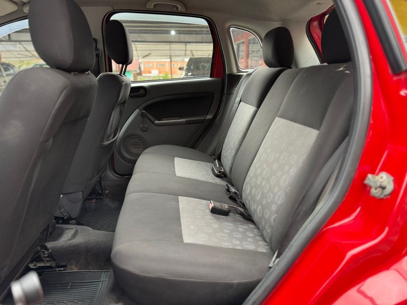 FIESTA 1.0 MPI 8V GASOLINA 4P MANUAL - 2014 - CANELA