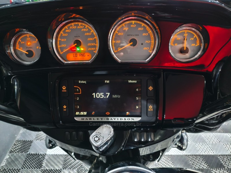 STREET GLIDE  - 2017 - NOVO HAMBURGO