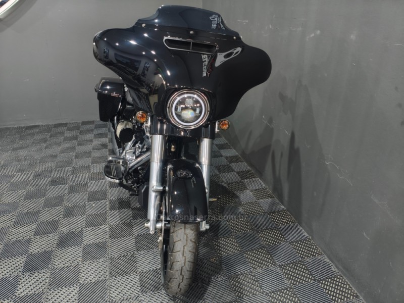 STREET GLIDE  - 2017 - NOVO HAMBURGO