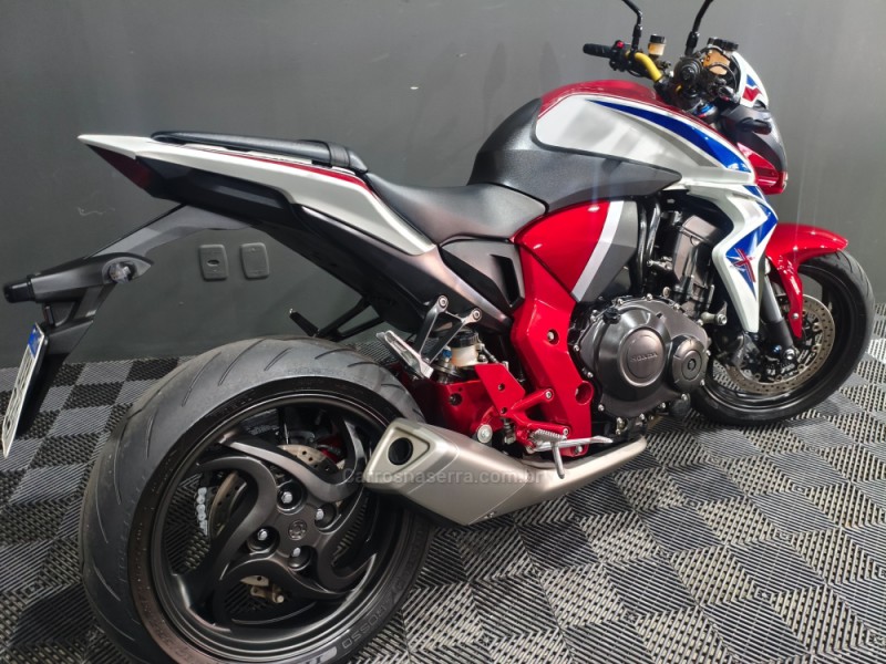 CB 1000R  - 2015 - NOVO HAMBURGO