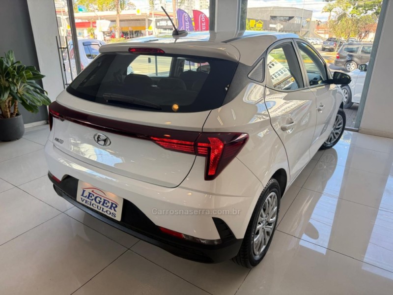 HB20 1.0 COMFORT 12V FLEX 4P MANUAL - 2023 - SãO LEOPOLDO