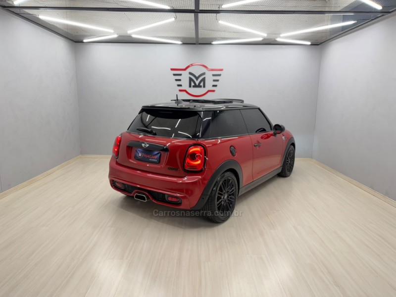 COOPER 2.0 S 16V TURBO GASOLINA 2P AUTOMÁTICO - 2015 - CAXIAS DO SUL