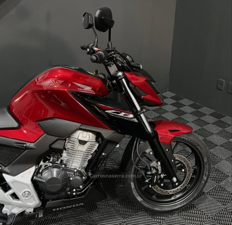 CB 300F TWISTER ABS - 2025 - NOVO HAMBURGO