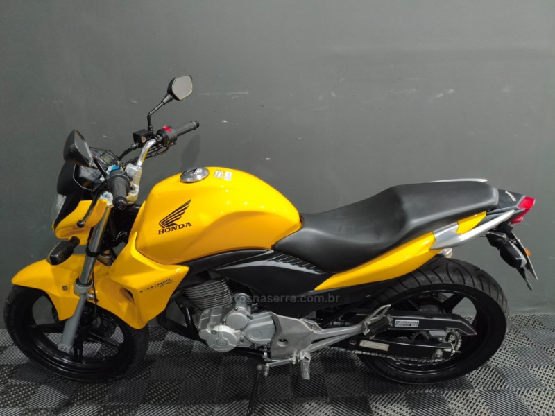 CB 300R  - 2013 - NOVO HAMBURGO