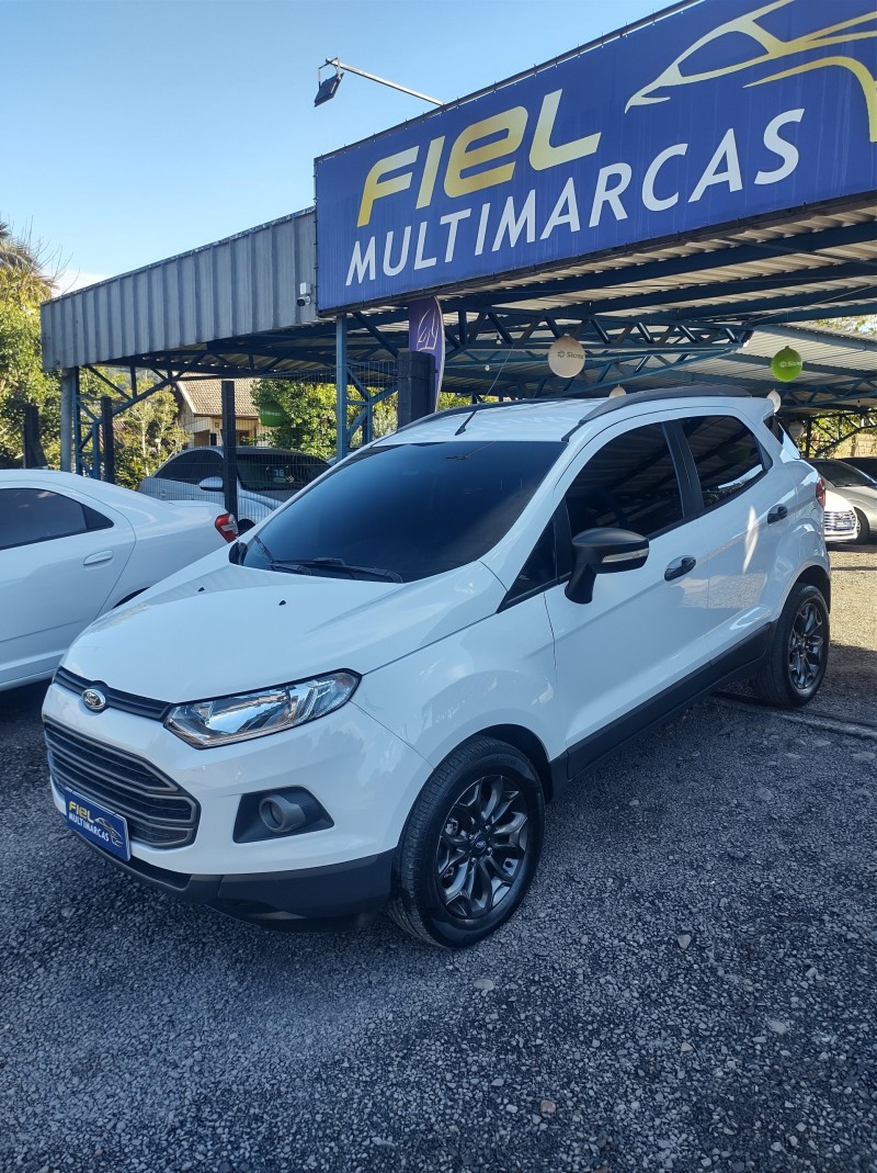 ecosport 1.6 freestyle 16v flex 4p manual 2013 vale real