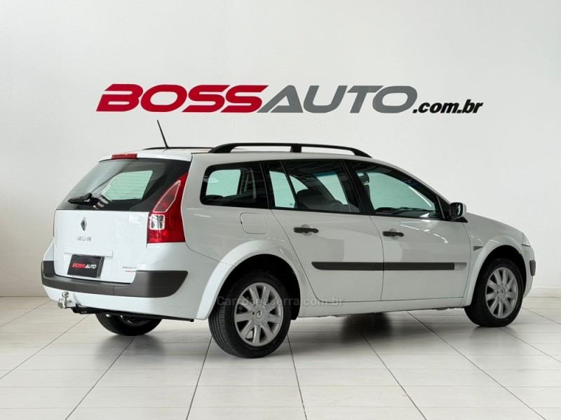 MÉGANE 1.6 DYNAMIQUE GRAND TOUR 16V FLEX 4P MANUAL - 2010 - CAXIAS DO SUL