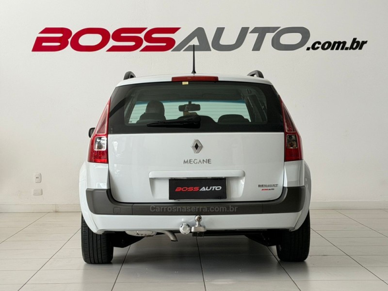 MÉGANE 1.6 DYNAMIQUE GRAND TOUR 16V FLEX 4P MANUAL - 2010 - CAXIAS DO SUL