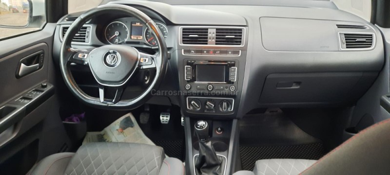 CROSSFOX 1.6 MSI FLEX 16V 4P MANUAL - 2015 - BENTO GONçALVES