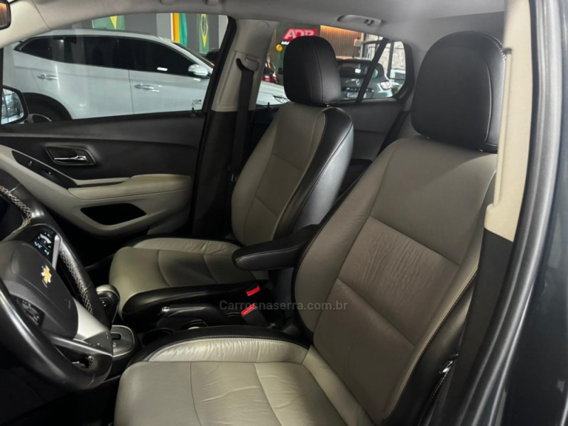 TRACKER 1.8 MPFI LTZ 4X2 16V FLEX 4P AUTOMÁTICO - 2015 - CAXIAS DO SUL