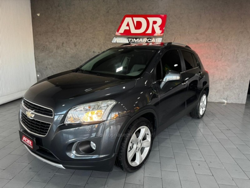 tracker 1.8 mpfi ltz 4x2 16v flex 4p automatico 2015 caxias do sul