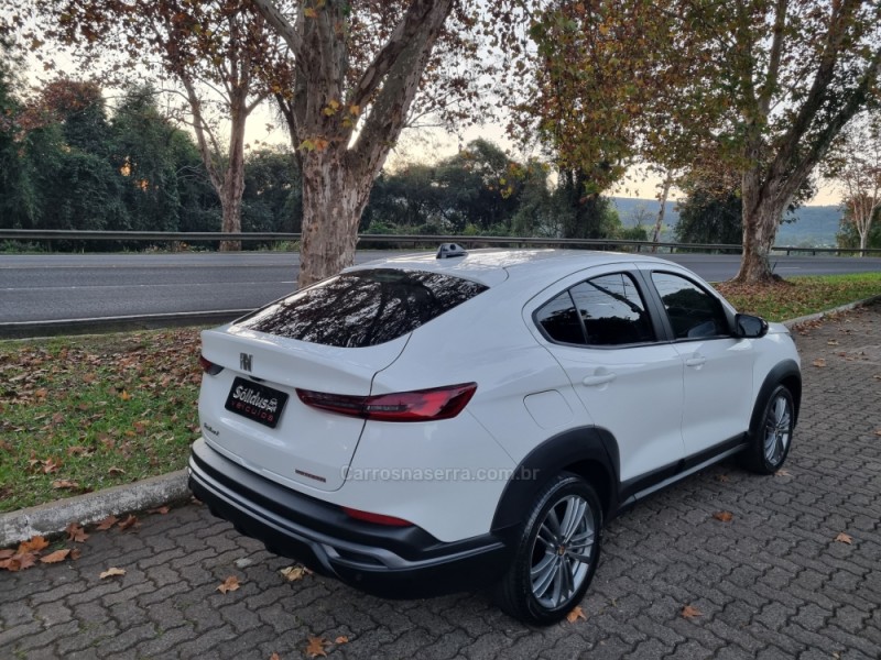 FASTBACK 1.0 200 TURBO DRIVE FLEX 4P AUTOMÁTICO - 2025 - DOIS IRMãOS