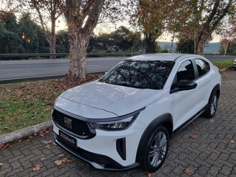 fastback 1.0 200 turbo drive flex 4p automatico 2025 dois irmaos