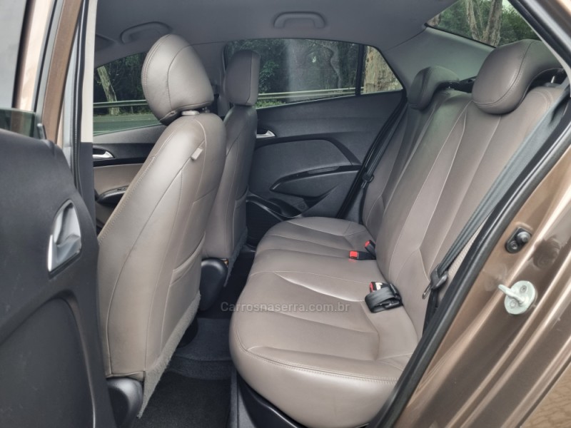 HB20S 1.6 PREMIUM 16V FLEX 4P AUTOMÁTICO - 2017 - DOIS IRMãOS